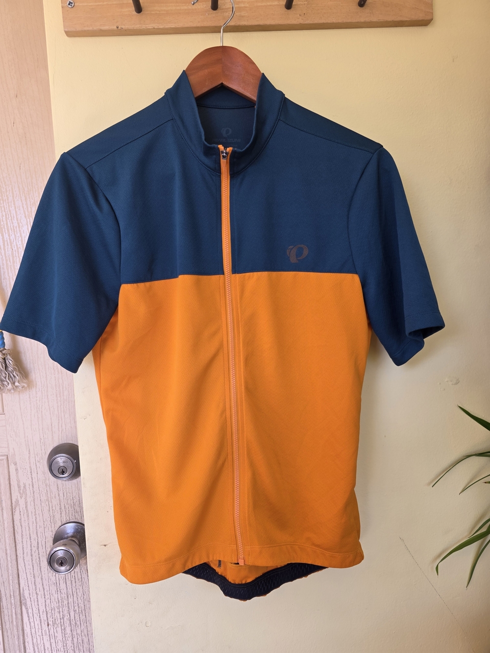 Pearl Izumi Men's Short Sleeve Bike Jersey - Teal & Orange